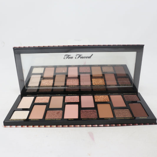 Born This Way - the Natural Nudes Eye Shadow Palette