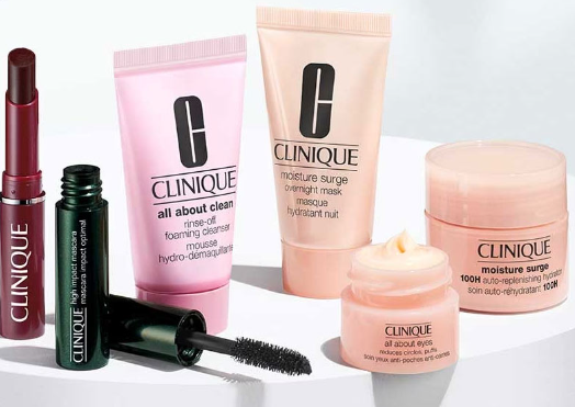 Clinique 2023 Holiday Stars 5 Pieces Gift Set Including Black Honey Lipstick and All about Eyes